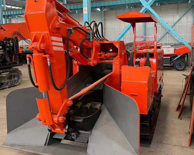 扒渣機為什么又被稱為挖掘式裝載機呢？